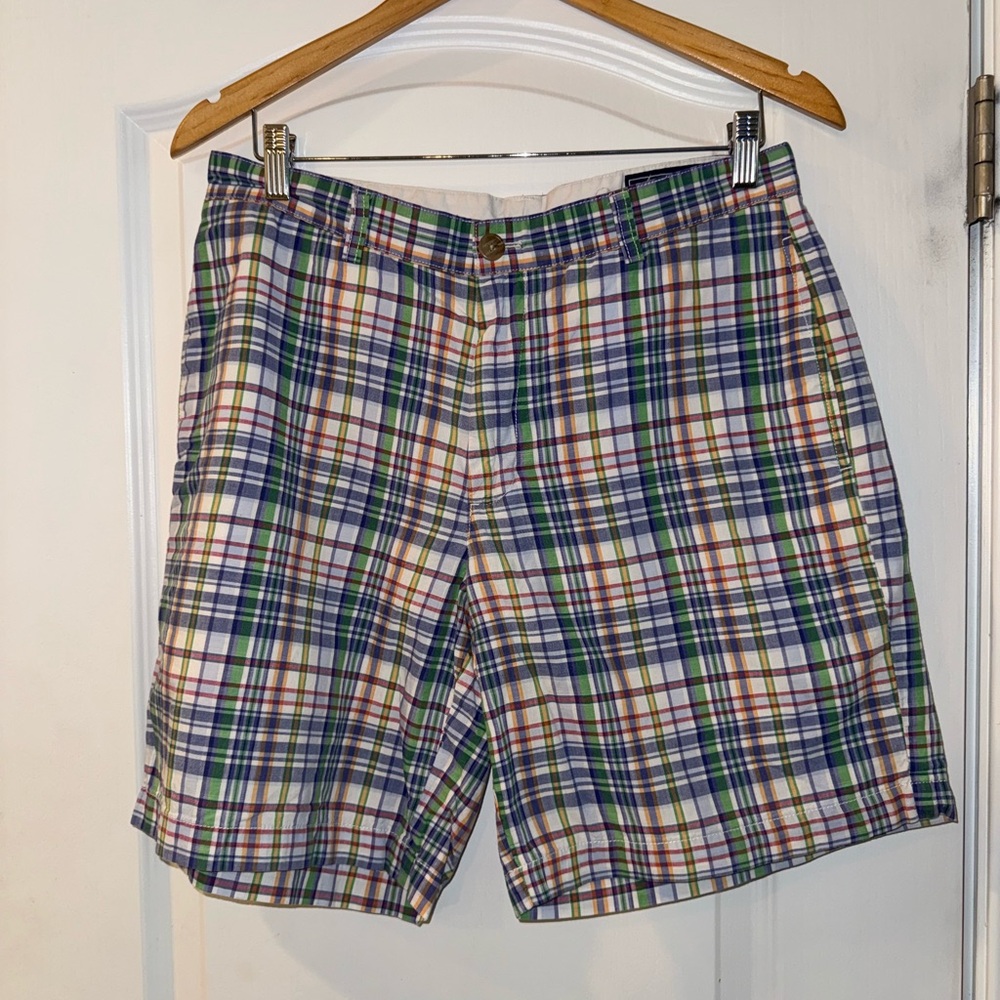 Vineyard Vines Blue and Red Flat Front Shorts